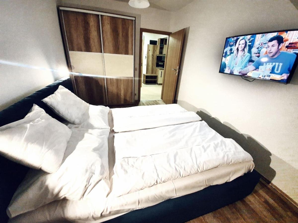 Portofino Apartman Шарвар Екстер'єр фото